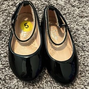 New Girls dressy shoes